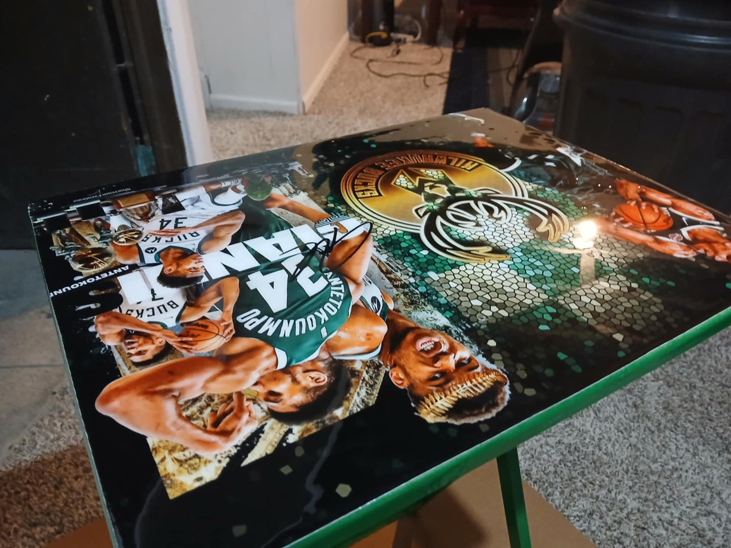 Milwaukee Bucks Table